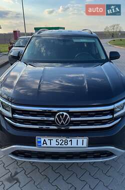 Внедорожник / Кроссовер Volkswagen Atlas 2021 в 