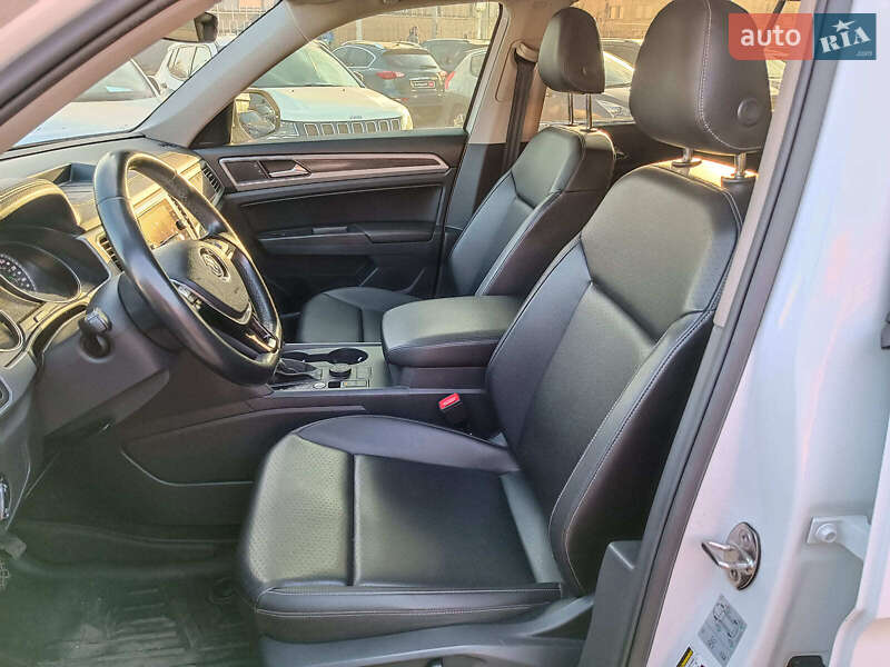 Внедорожник / Кроссовер Volkswagen Atlas 2017 в Харькове