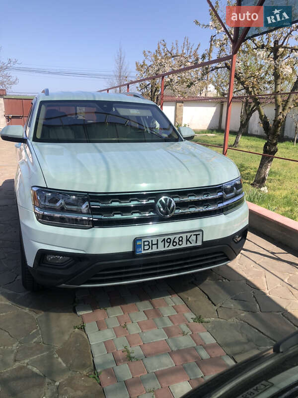 Внедорожник / Кроссовер Volkswagen Atlas 2018 в 