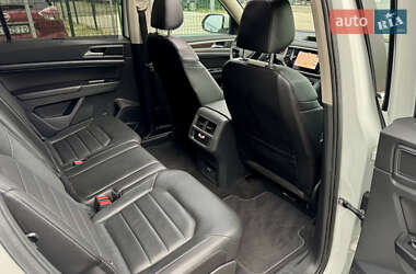 Внедорожник / Кроссовер Volkswagen Atlas 2019 в 
