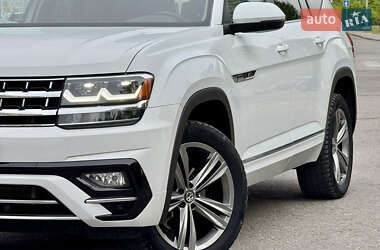 Внедорожник / Кроссовер Volkswagen Atlas 2019 в 