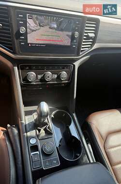 Внедорожник / Кроссовер Volkswagen Atlas 2020 в 