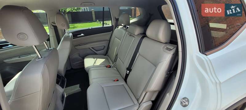 Позашляховик / Кросовер Volkswagen Atlas 2018 в Полтаві