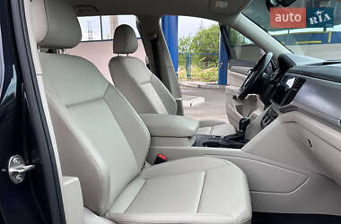 Внедорожник / Кроссовер Volkswagen Atlas 2019 в 