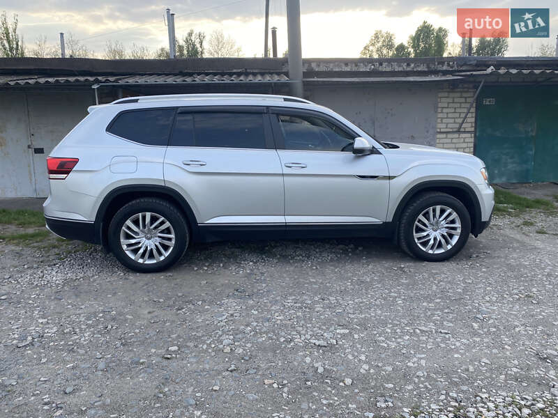 Внедорожник / Кроссовер Volkswagen Atlas 2017 в Кривом Роге