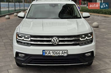 Позашляховик / Кросовер Volkswagen Atlas 2018 в 