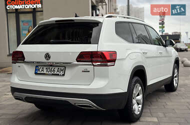 Позашляховик / Кросовер Volkswagen Atlas 2018 в 