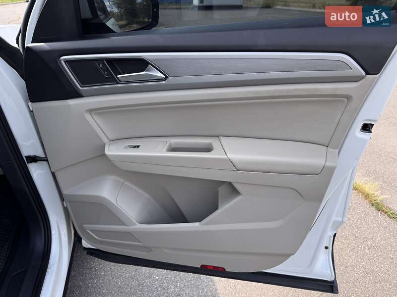 Внедорожник / Кроссовер Volkswagen Atlas 2018 в Кривом Роге