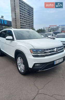 Позашляховик / Кросовер Volkswagen Atlas 2019 в 