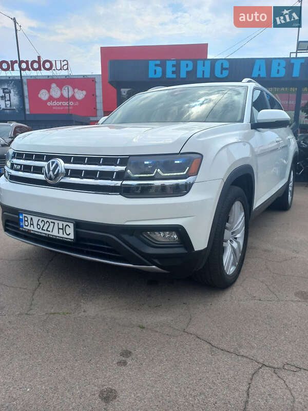 Позашляховик / Кросовер Volkswagen Atlas 2019 в 