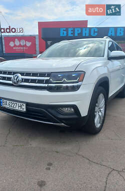 Позашляховик / Кросовер Volkswagen Atlas 2019 в 