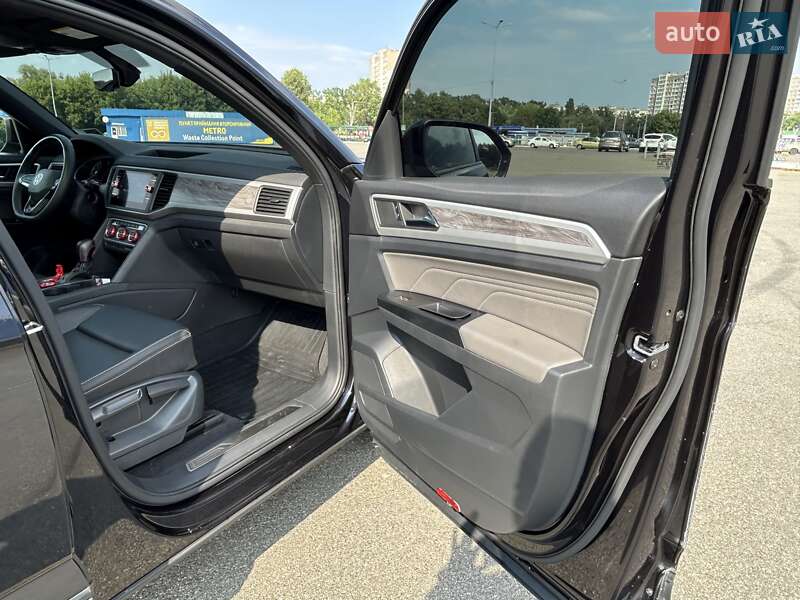 Внедорожник / Кроссовер Volkswagen Atlas 2021 в Киеве фото 28 Внедорожник / Кроссовер Volkswagen Atlas 2021 в Киеве