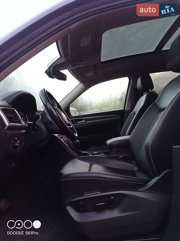 Внедорожник / Кроссовер Volkswagen Atlas 2020 в Рахове