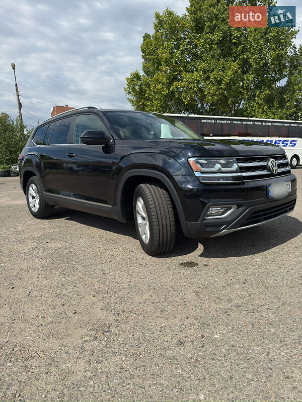 Позашляховик / Кросовер Volkswagen Atlas 2017 в Миколаєві
