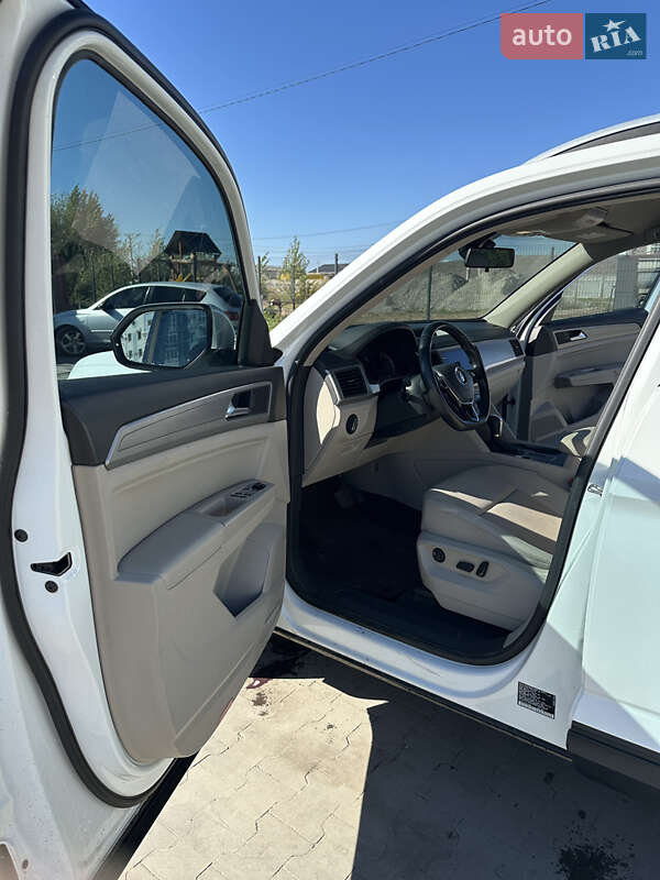 Позашляховик / Кросовер Volkswagen Atlas 2019 в Петропавлівській Борщагівці