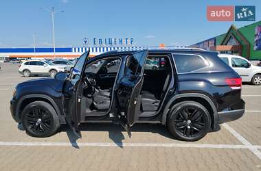 Позашляховик / Кросовер Volkswagen Atlas 2018 в Чернівцях
