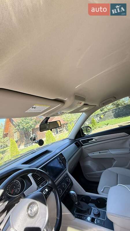 Позашляховик / Кросовер Volkswagen Atlas 2017 в Бородянці