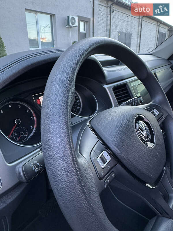 Внедорожник / Кроссовер Volkswagen Atlas 2018 в Владимире
