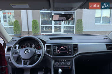 Позашляховик / Кросовер Volkswagen Atlas 2018 в 