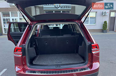 Позашляховик / Кросовер Volkswagen Atlas 2018 в 