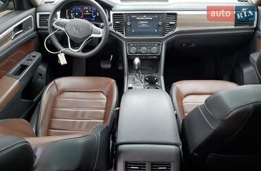 Внедорожник / Кроссовер Volkswagen Atlas 2021 в 