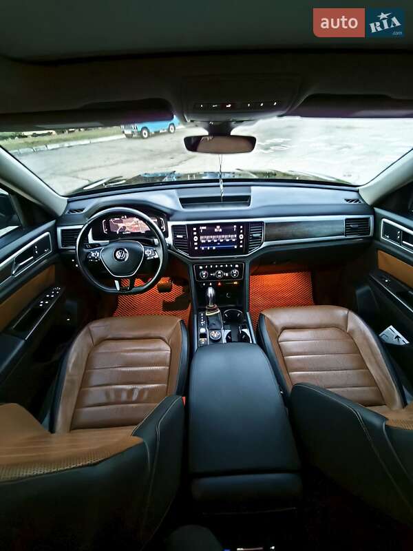 Внедорожник / Кроссовер Volkswagen Atlas 2019 в Лозовой