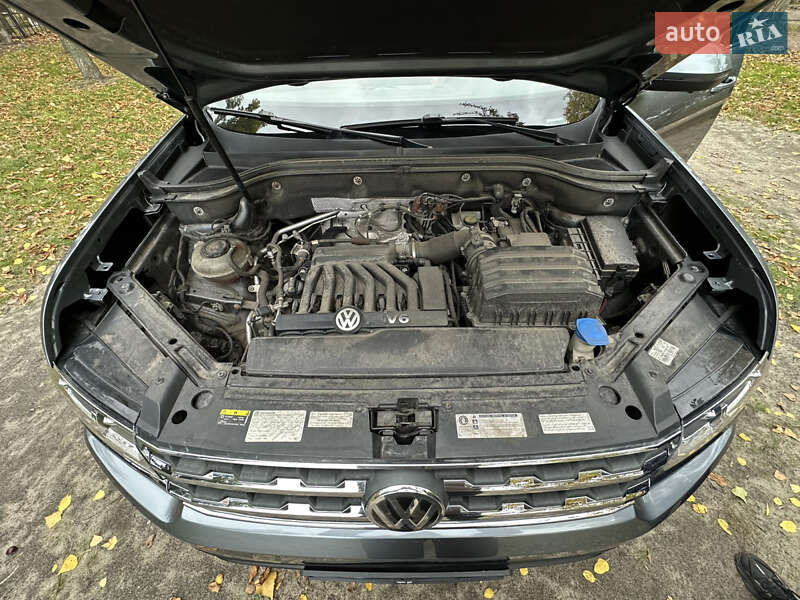 Позашляховик / Кросовер Volkswagen Atlas 2018 в Черкасах
