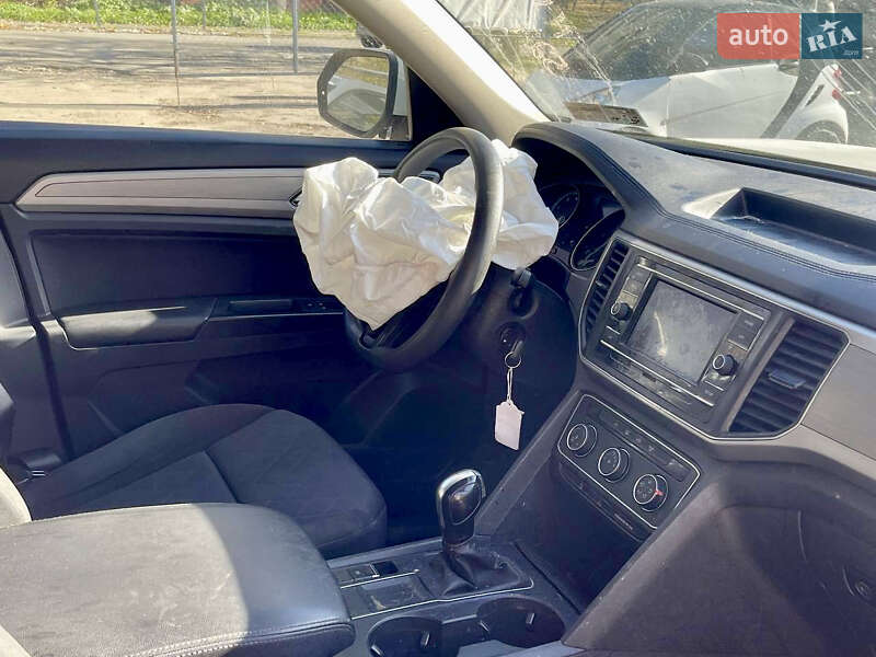 Внедорожник / Кроссовер Volkswagen Atlas 2017 в Львове