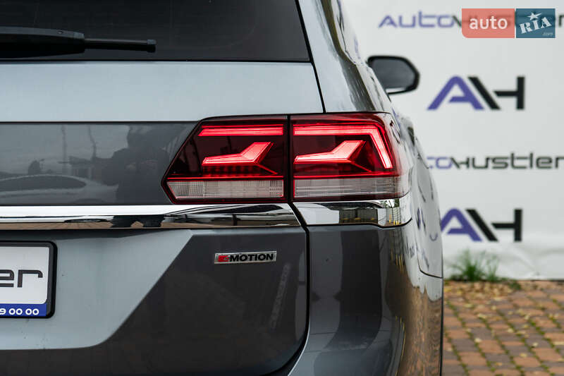 Позашляховик / Кросовер Volkswagen Atlas 2021 в Києві
