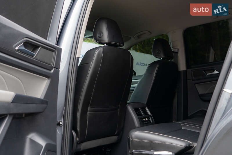 Позашляховик / Кросовер Volkswagen Atlas 2021 в Києві