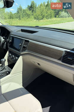 Внедорожник / Кроссовер Volkswagen Atlas 2018 в 