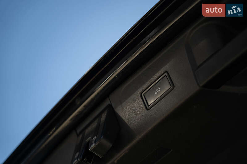 Позашляховик / Кросовер Volkswagen Atlas 2020 в Чернівцях