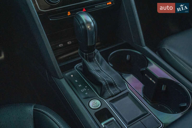 Позашляховик / Кросовер Volkswagen Atlas 2020 в Чернівцях