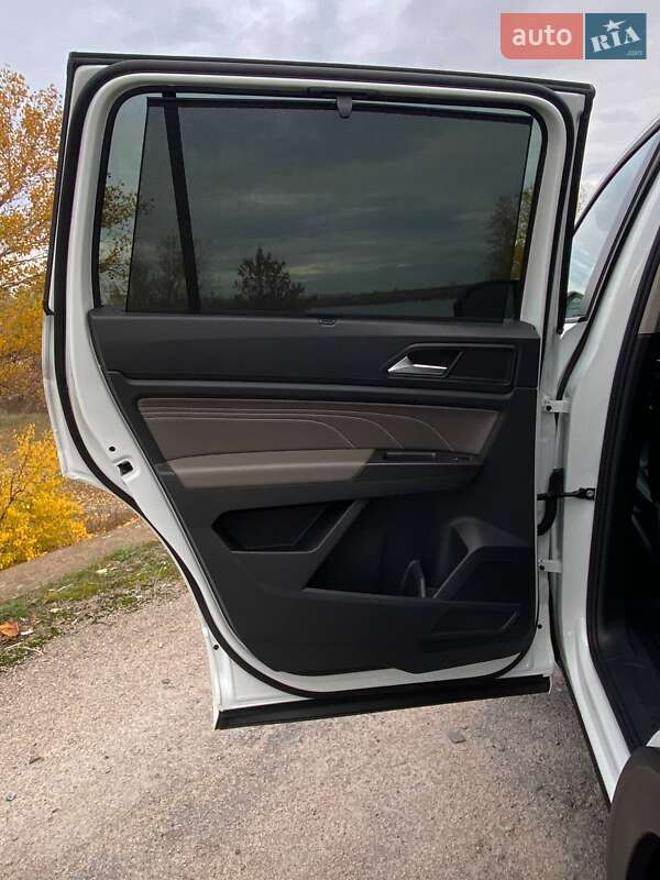 Внедорожник / Кроссовер Volkswagen Atlas 2022 в Днепре