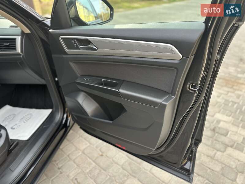 Внедорожник / Кроссовер Volkswagen Atlas 2018 в Нетешине