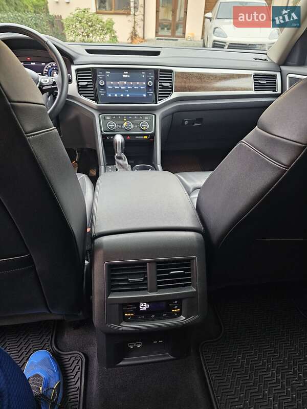 Позашляховик / Кросовер Volkswagen Atlas 2018 в Хмельницькому