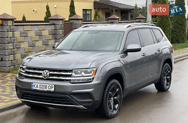 Позашляховик / Кросовер Volkswagen Atlas 2017 в Києві