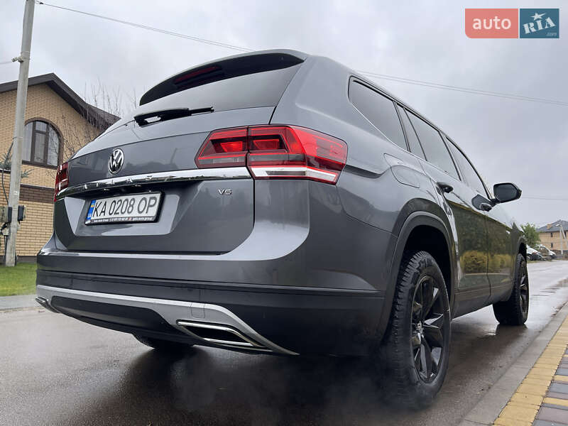 Внедорожник / Кроссовер Volkswagen Atlas 2017 в Киеве