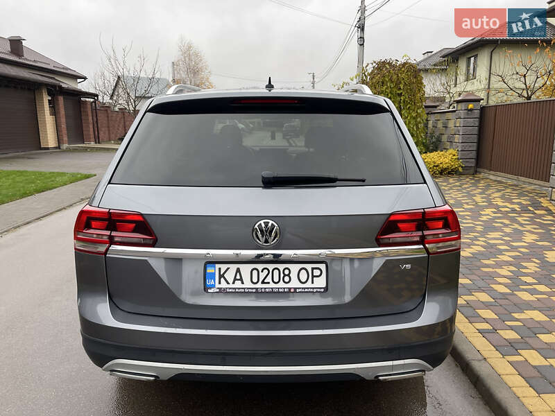 Внедорожник / Кроссовер Volkswagen Atlas 2017 в Киеве