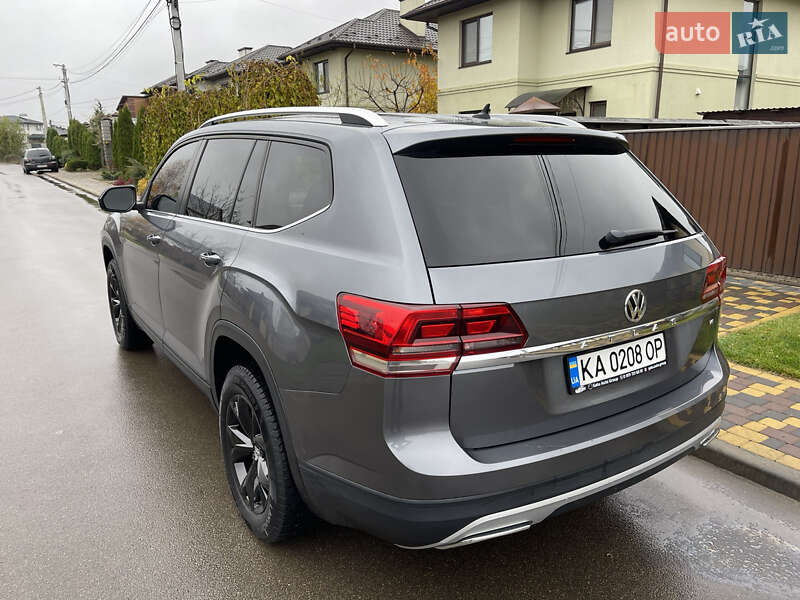 Внедорожник / Кроссовер Volkswagen Atlas 2017 в Киеве