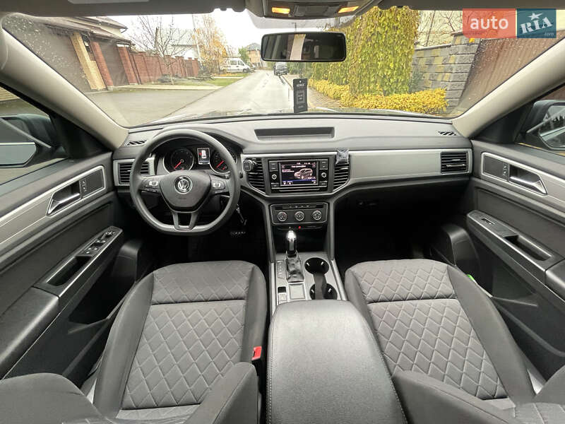 Внедорожник / Кроссовер Volkswagen Atlas 2017 в Киеве