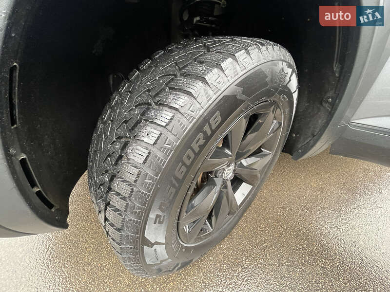 Внедорожник / Кроссовер Volkswagen Atlas 2017 в Киеве