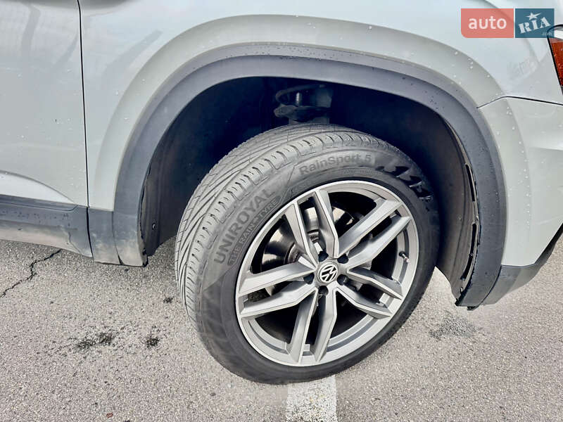 Внедорожник / Кроссовер Volkswagen Atlas 2018 в Киеве фото 7 Внедорожник / Кроссовер Volkswagen Atlas 2018 в Киеве