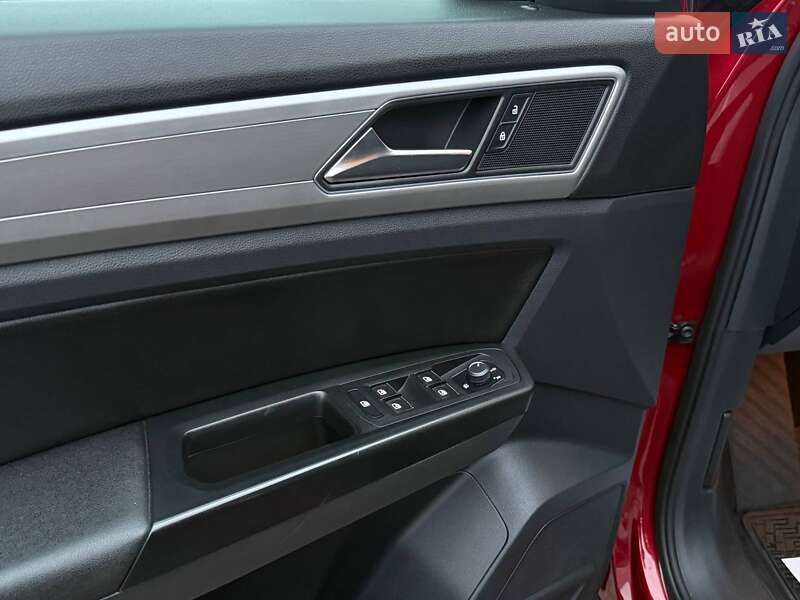 Внедорожник / Кроссовер Volkswagen Atlas 2017 в Киеве фото 9 Внедорожник / Кроссовер Volkswagen Atlas 2017 в Киеве