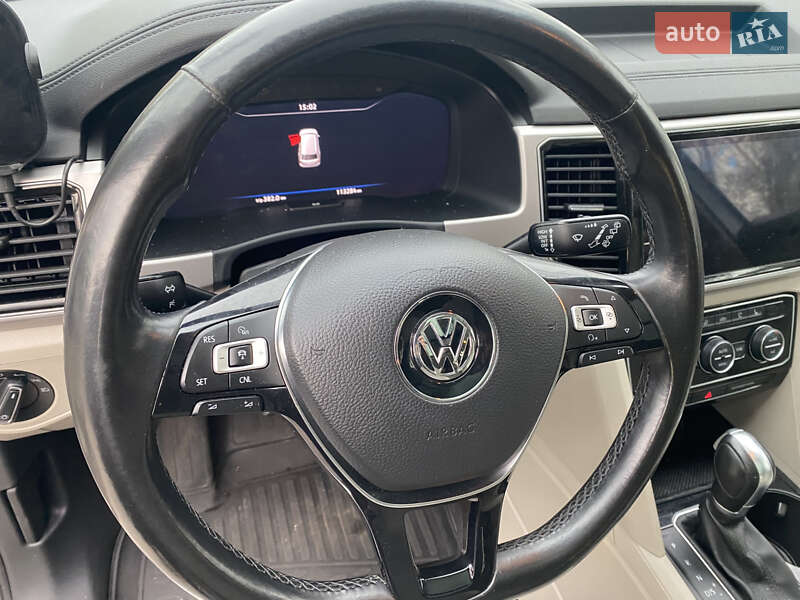 Позашляховик / Кросовер Volkswagen Atlas 2018 в Києві