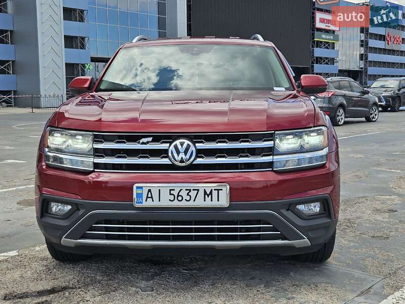 Позашляховик / Кросовер Volkswagen Atlas 2017 в Києві