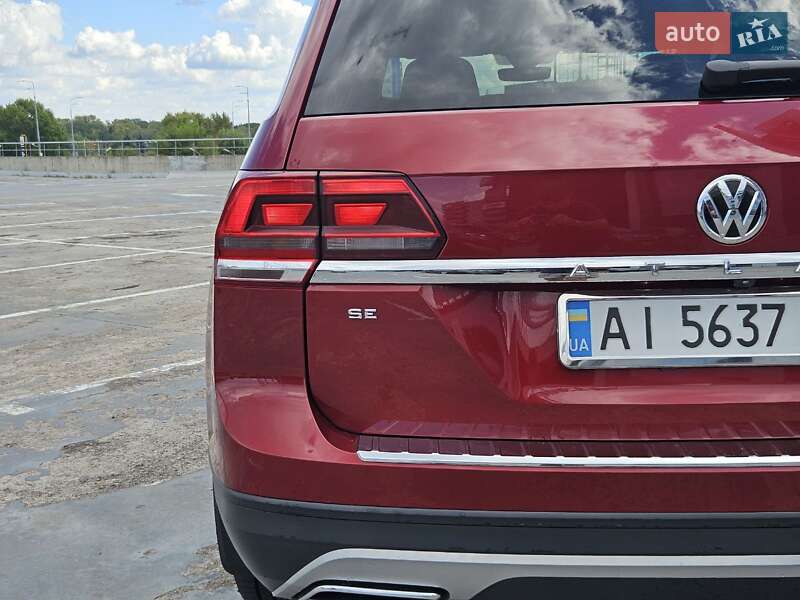 Позашляховик / Кросовер Volkswagen Atlas 2017 в Києві