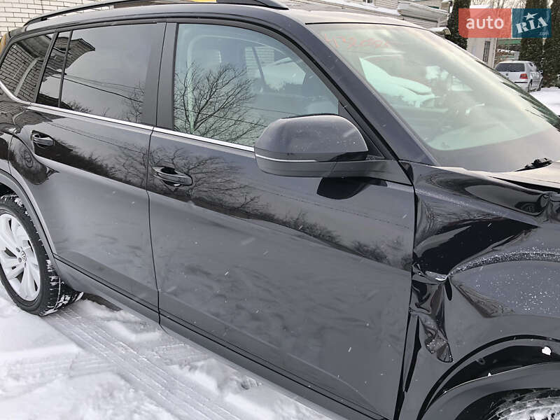 Позашляховик / Кросовер Volkswagen Atlas 2021 в Ірпені