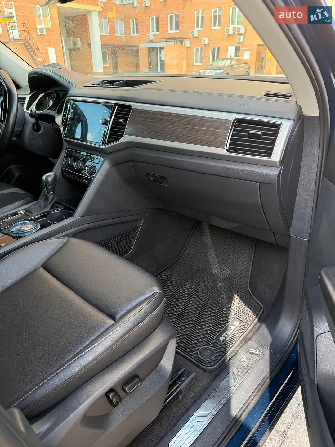 2018 Volkswagen Atlas - мініатюра 10
