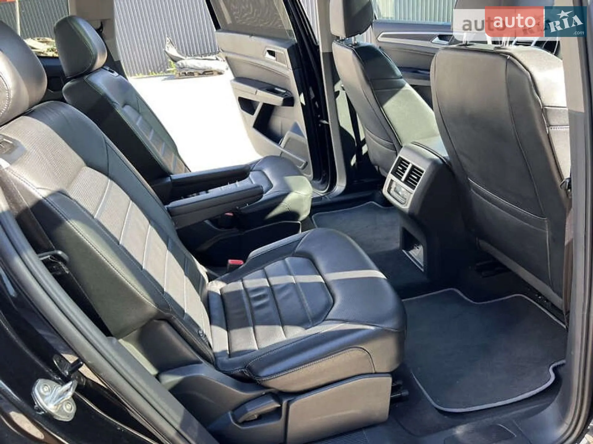 2017 Volkswagen Atlas - мініатюра 29